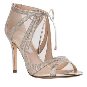 EUC Nina Cherie bootie size 5M  prom Shoes Homecoming